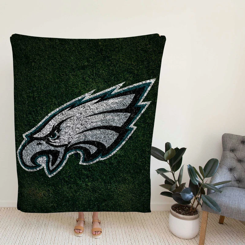Spirited NFL Football Player Philadelphia Ea Fleece Blanket