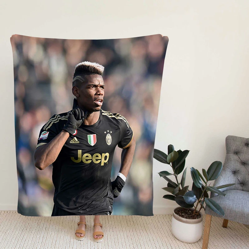 Paul Pogba confident Juoccer Player Fleece Blanket
