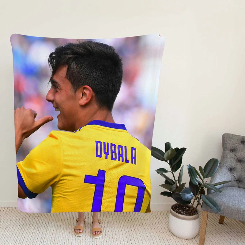Paulo Dybala confideoccer Player Fleece Blanket