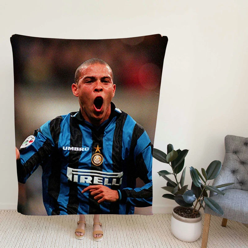 Energetoccer Player Ronaldo Nazario Fleece Blanket