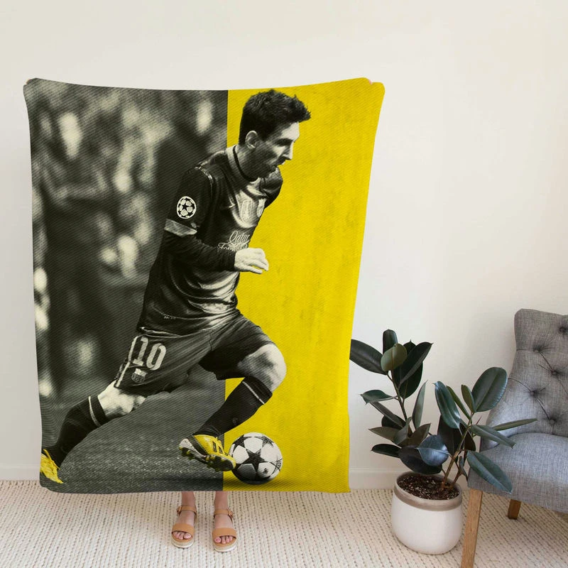 Sph Baroccer Player Lionelsi Fleece Blanket