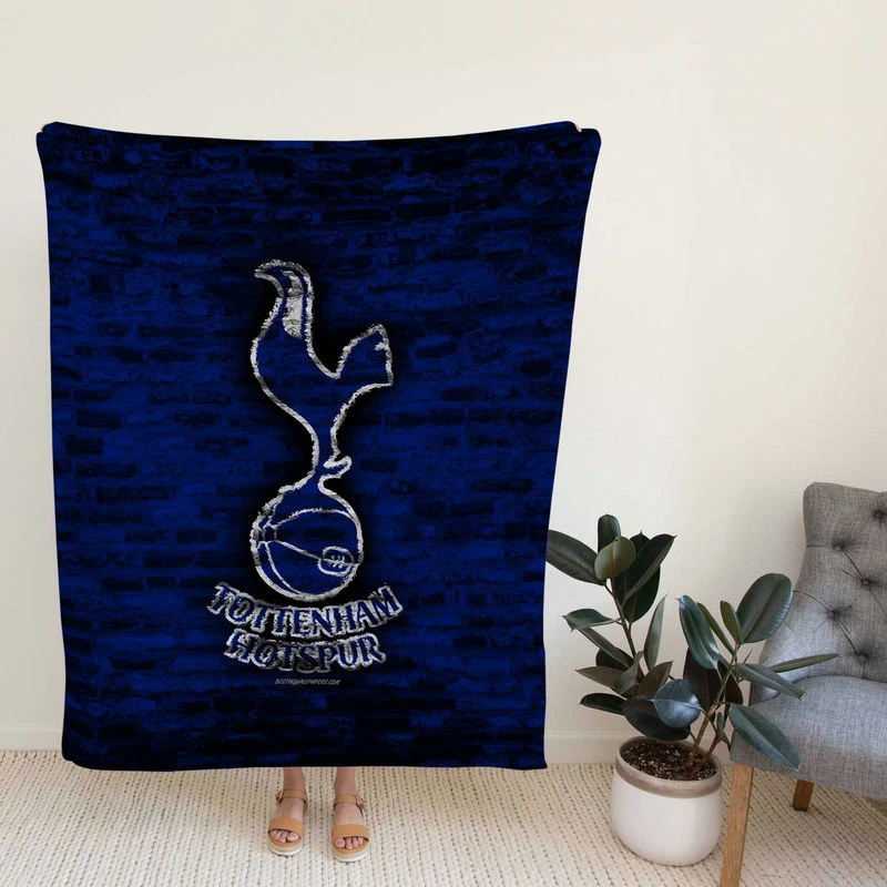 Brh ationoccer Team Tottenham Logo Fleece Blanket