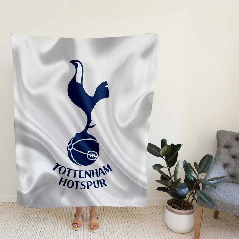 Premier Leagoccer Club Tottenham Logo Fleece Blanket