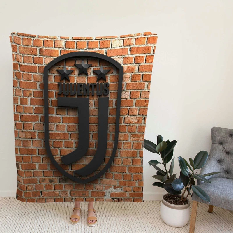 Juve FC Ultimaoccer Club Fleece Blanket