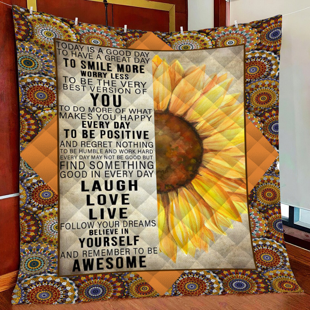 Toda A Good Day Fleece Blanket Quilt Blanket