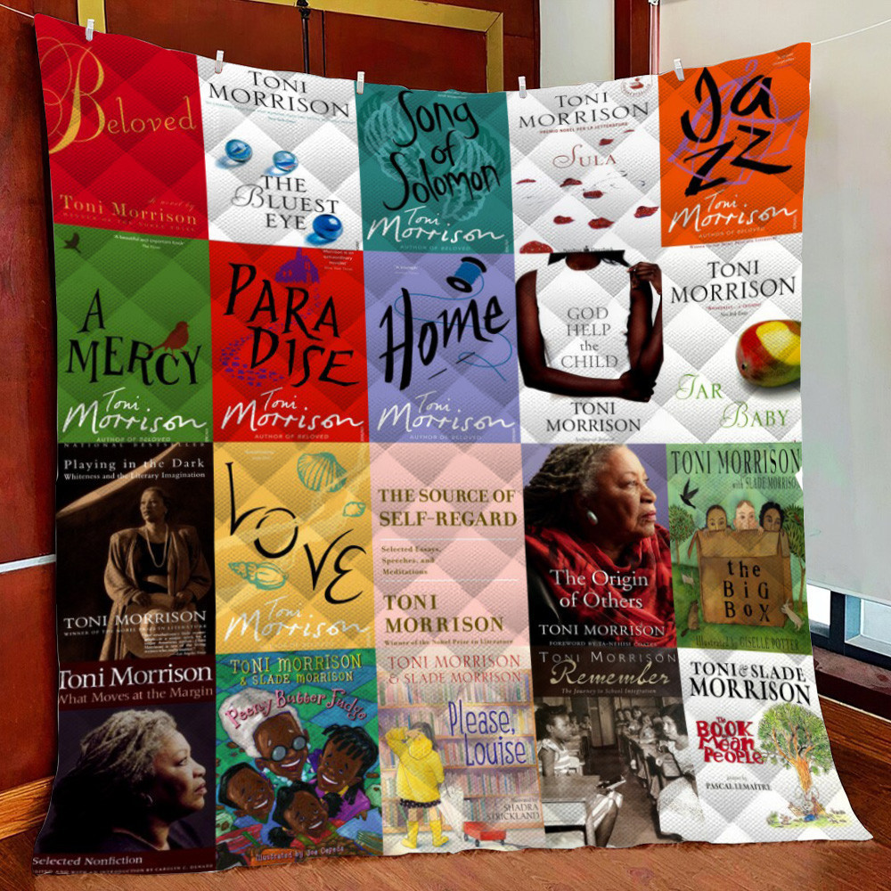 Toni Moon B Fleece Blanket Quilt Blanket