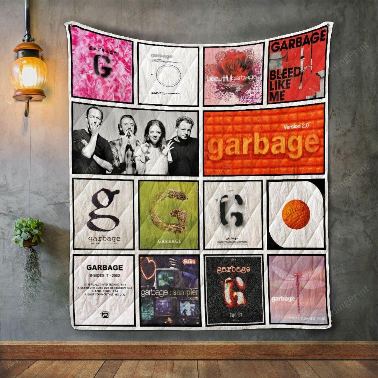 Garbage Album Co Quilt Blanket