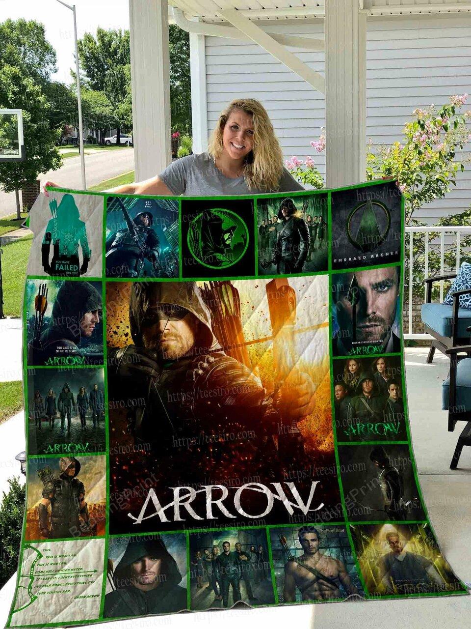 Green Arrow Quilt Blanket 01