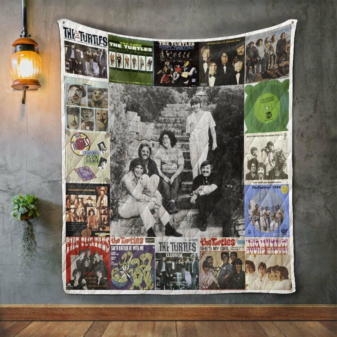 The Tur Album Co Quilt Blanket