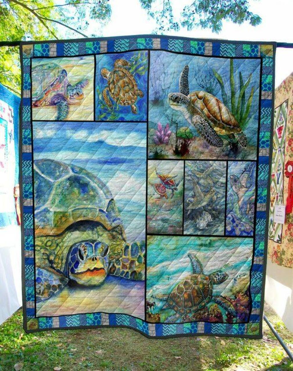 Peaceful Turtle Quilt Blanket Quilt
