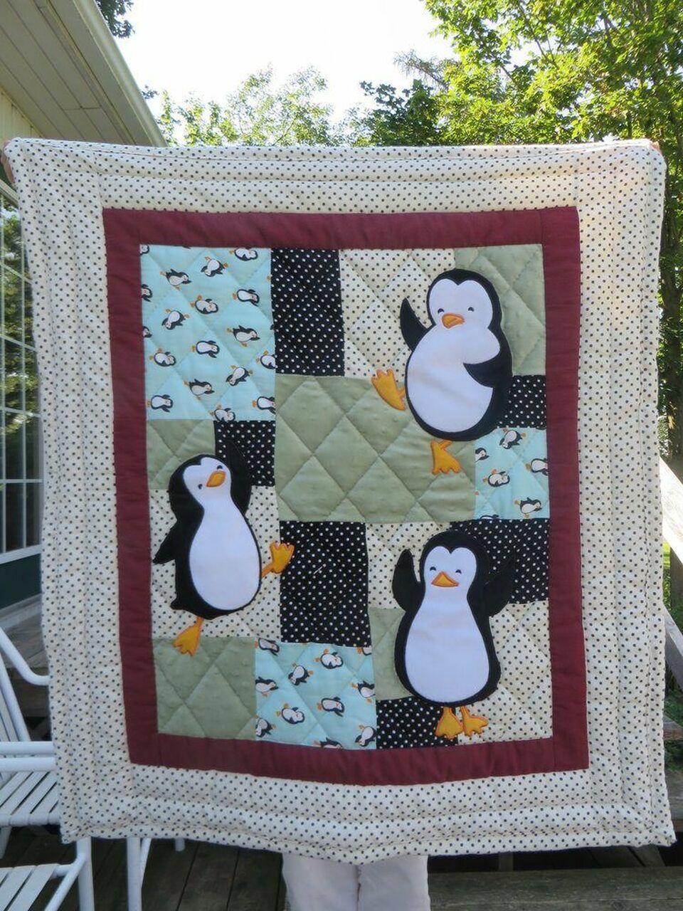 Penguin Cla260632 Quilt Blanket