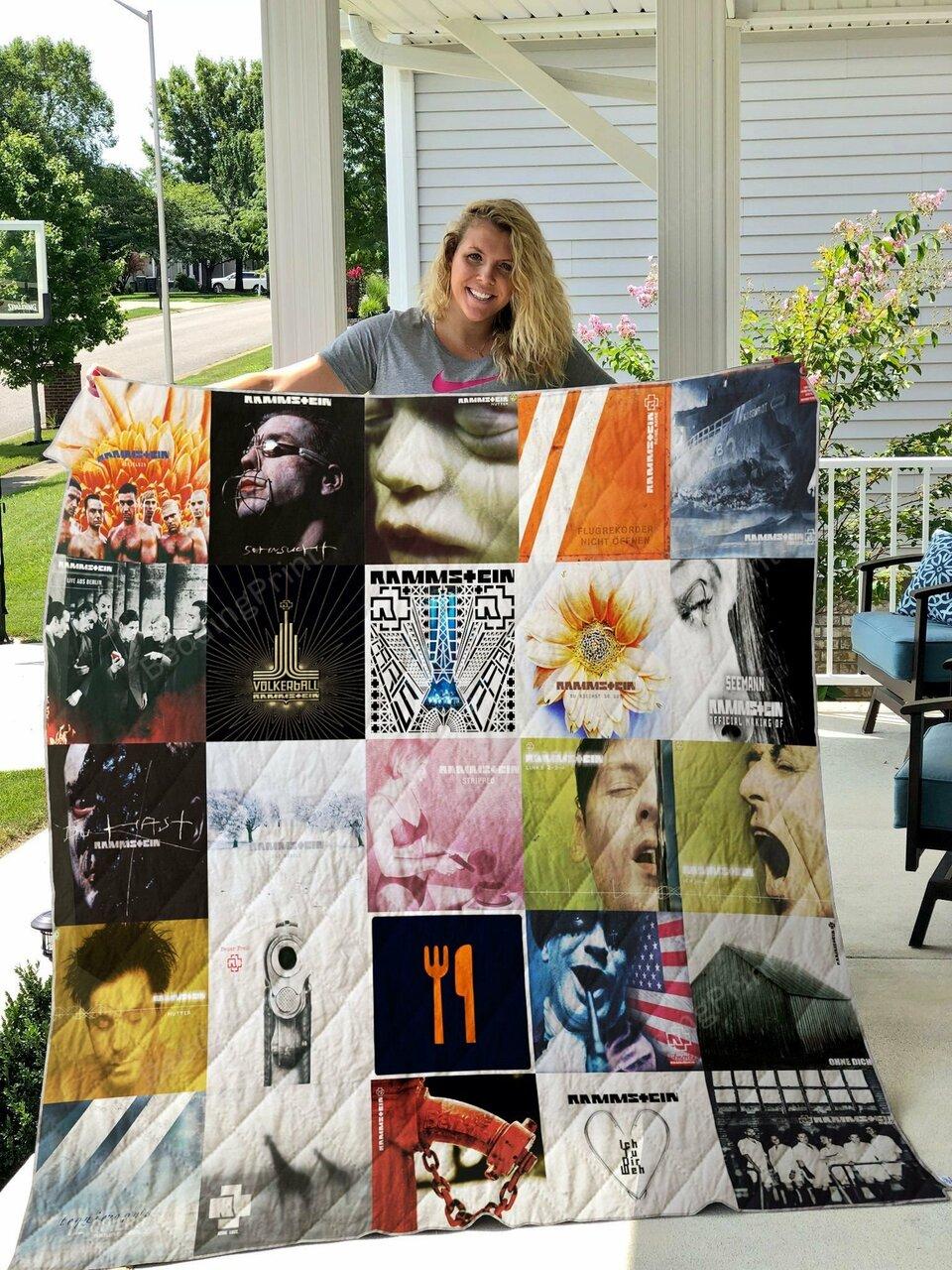 Rtein Quilt Blanket