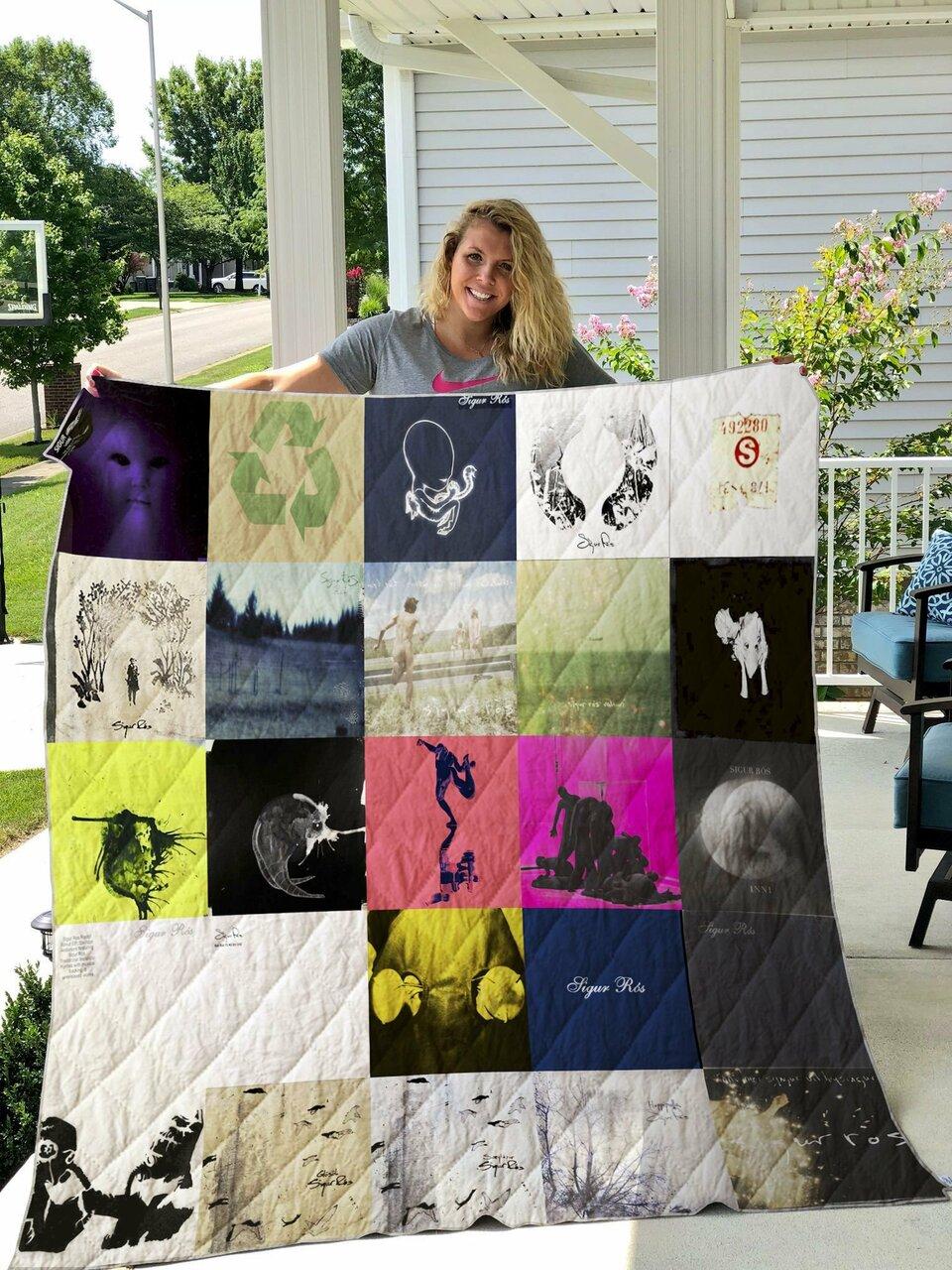 Sigur Quilt Blanket