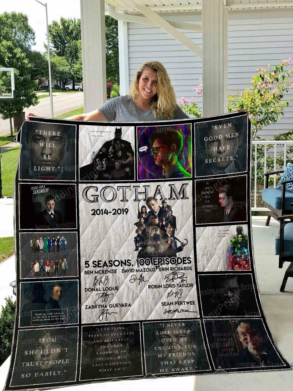 Gotham Quilt Blanket 01