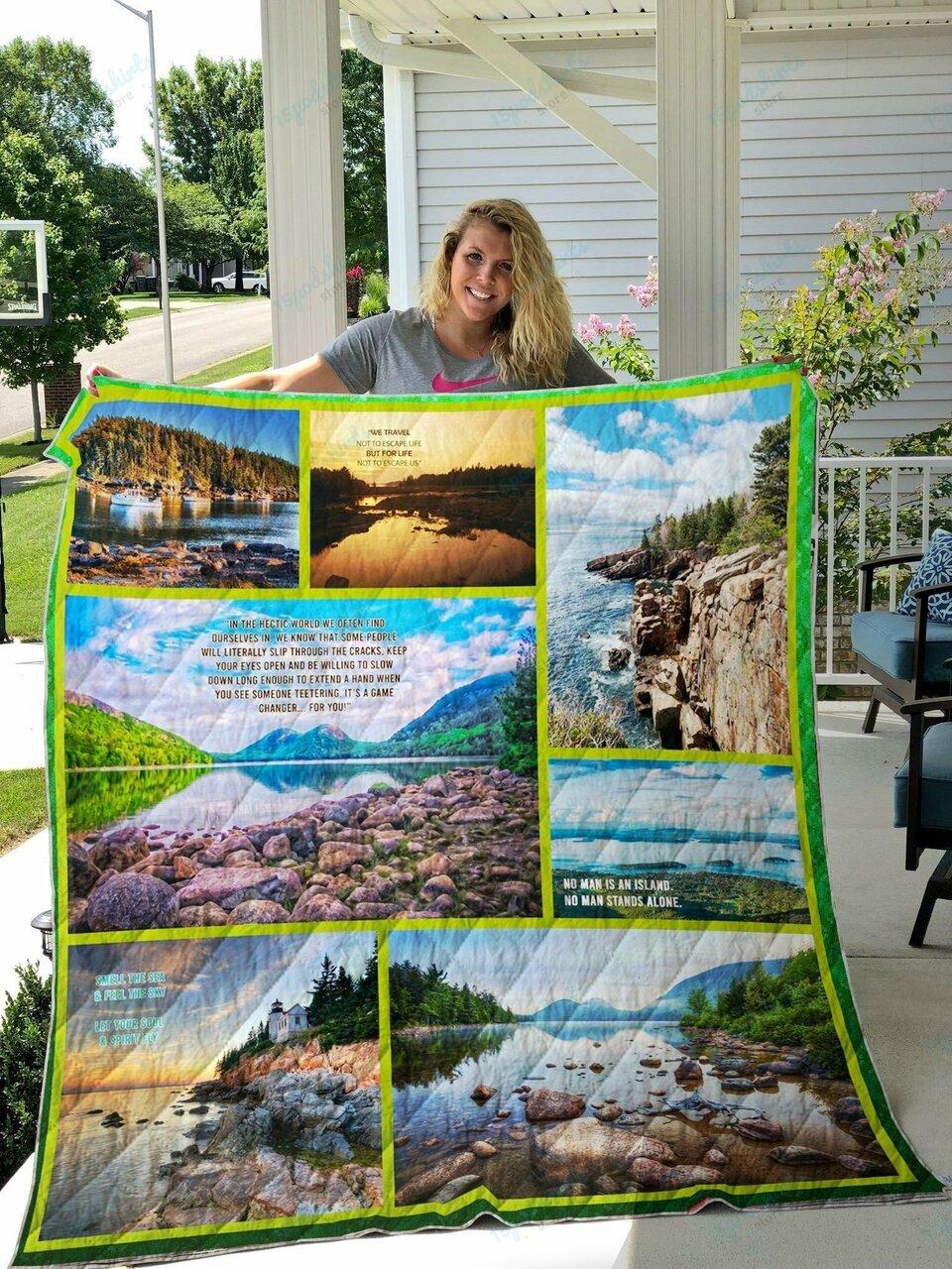 Mounterland Quilt Blanket