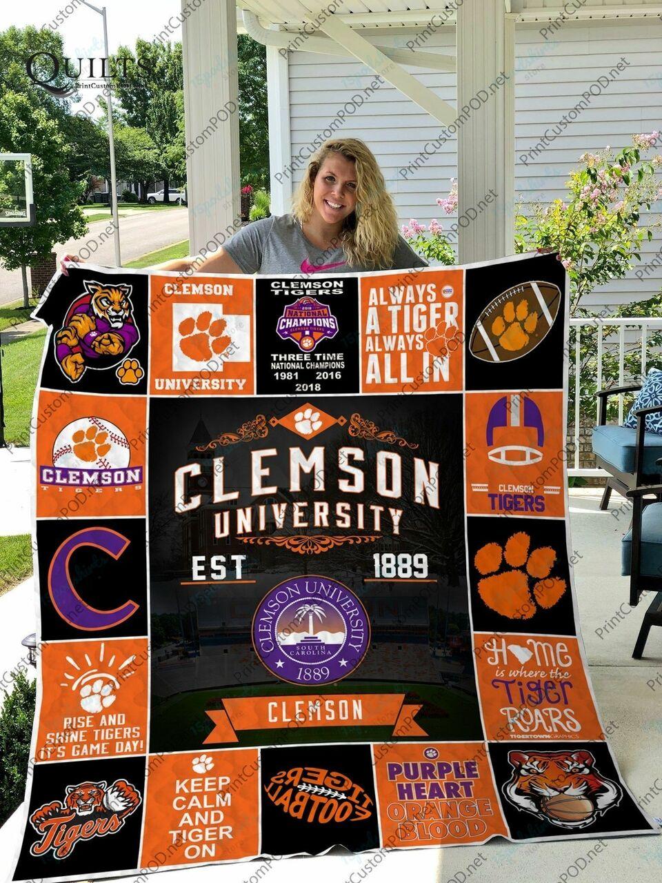 H Ctu 17 Quilt Blanket