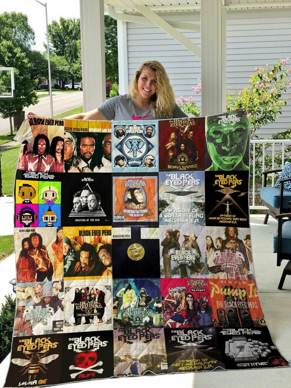 The Black Eyed Quilt Blanket