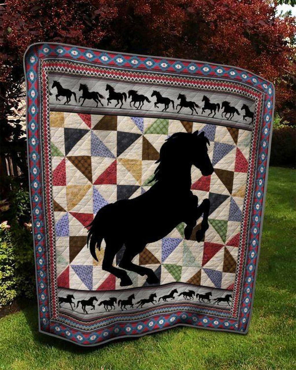 Shadow e Neigh Quilt Blanket Quilt