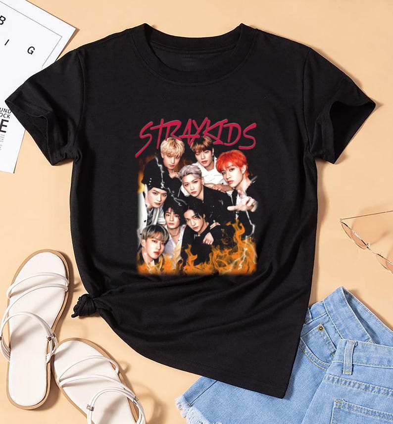 Bootleg Stray Kids Shirt, Stray Kids 2025 Tour Shirt, Stray Kids Kpop Fan Gift, Stray Kids Merch, Skz Graphic Shirt, Skz Kpop Fan Merch