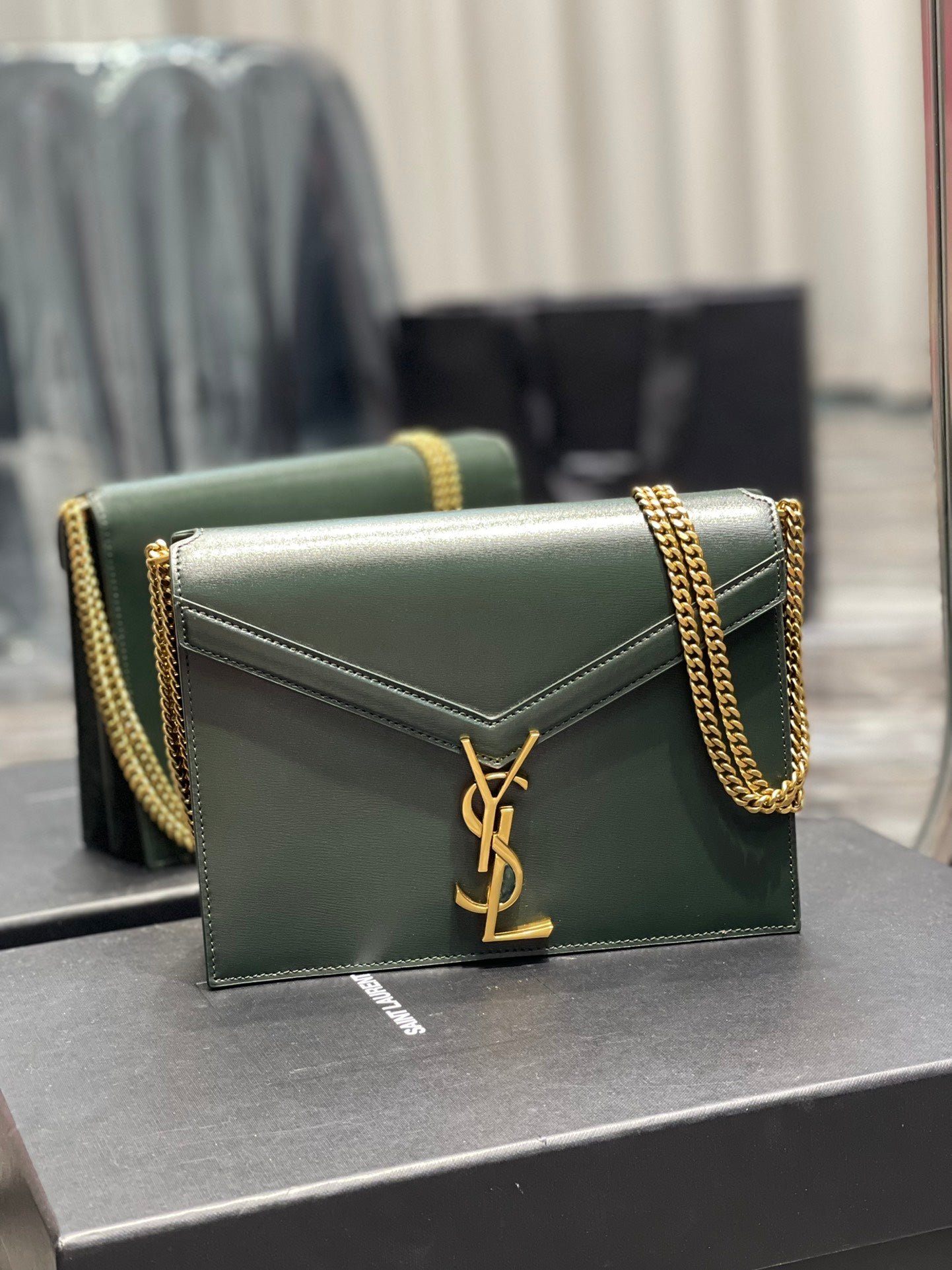 Saint Laurent Cassandra Medium Chain Bag In Grain De Poudre Embossed 22cm