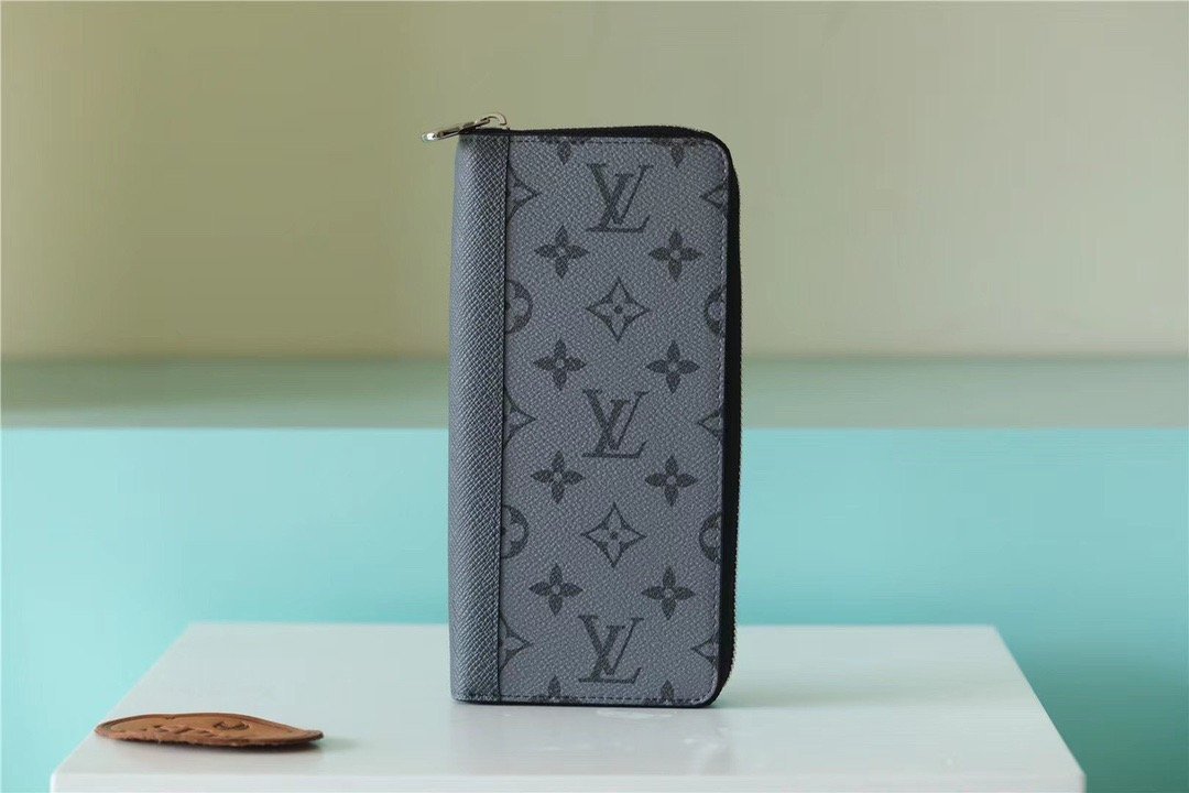 Louis Vuitton Zippy Vertical Wallet 20cm