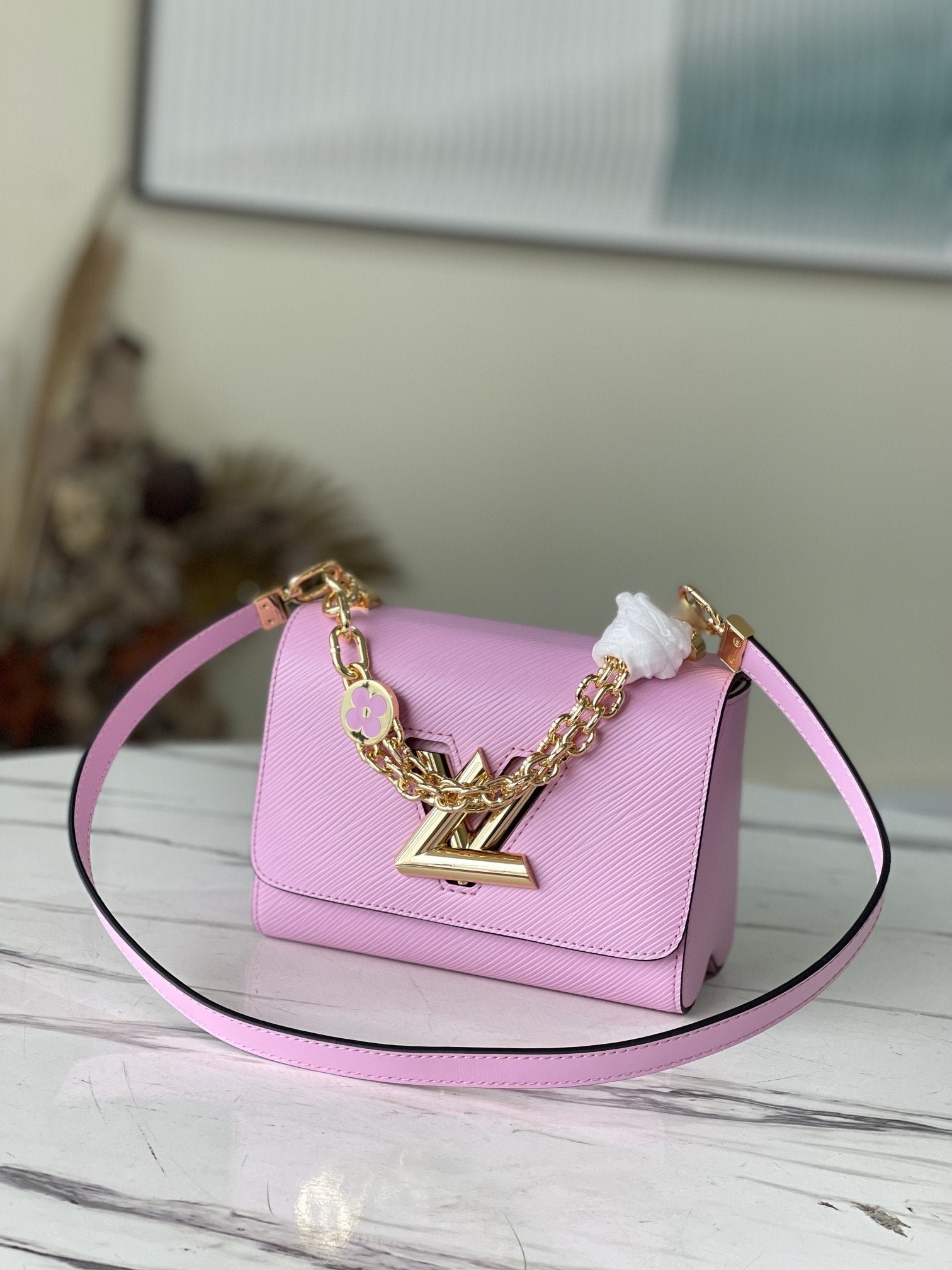 Louis Vuitton Twist PM 23cm Pink