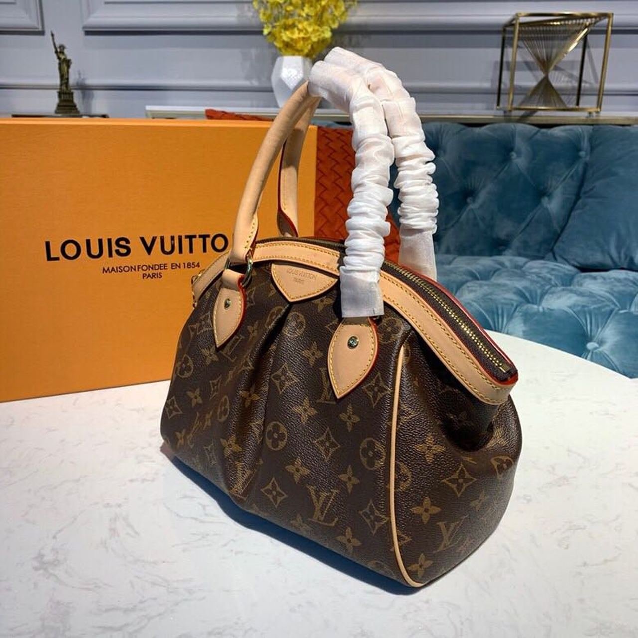 Louis Vuitton Tivoli Bag 27cm Monogram Canvas Spring/Summer Collection M40143, Brown