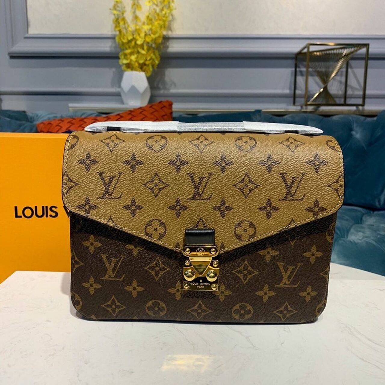 Louis Vuitton Pochette Mtis Bag Monogram Reverse Canvas Fall/Winter Collection 24 cm Brown