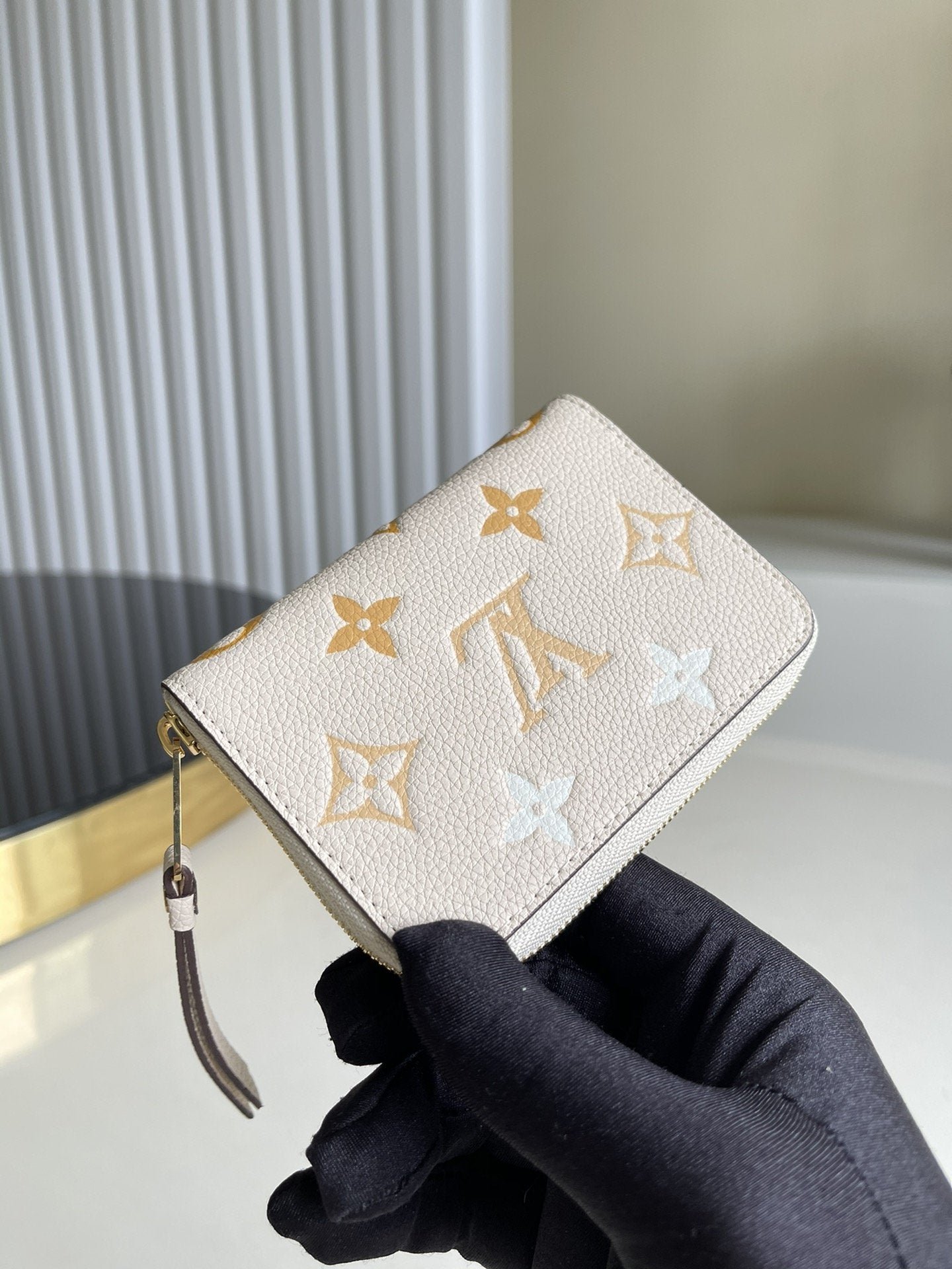 Louis Vuitton Monogram Wallet 11cm White