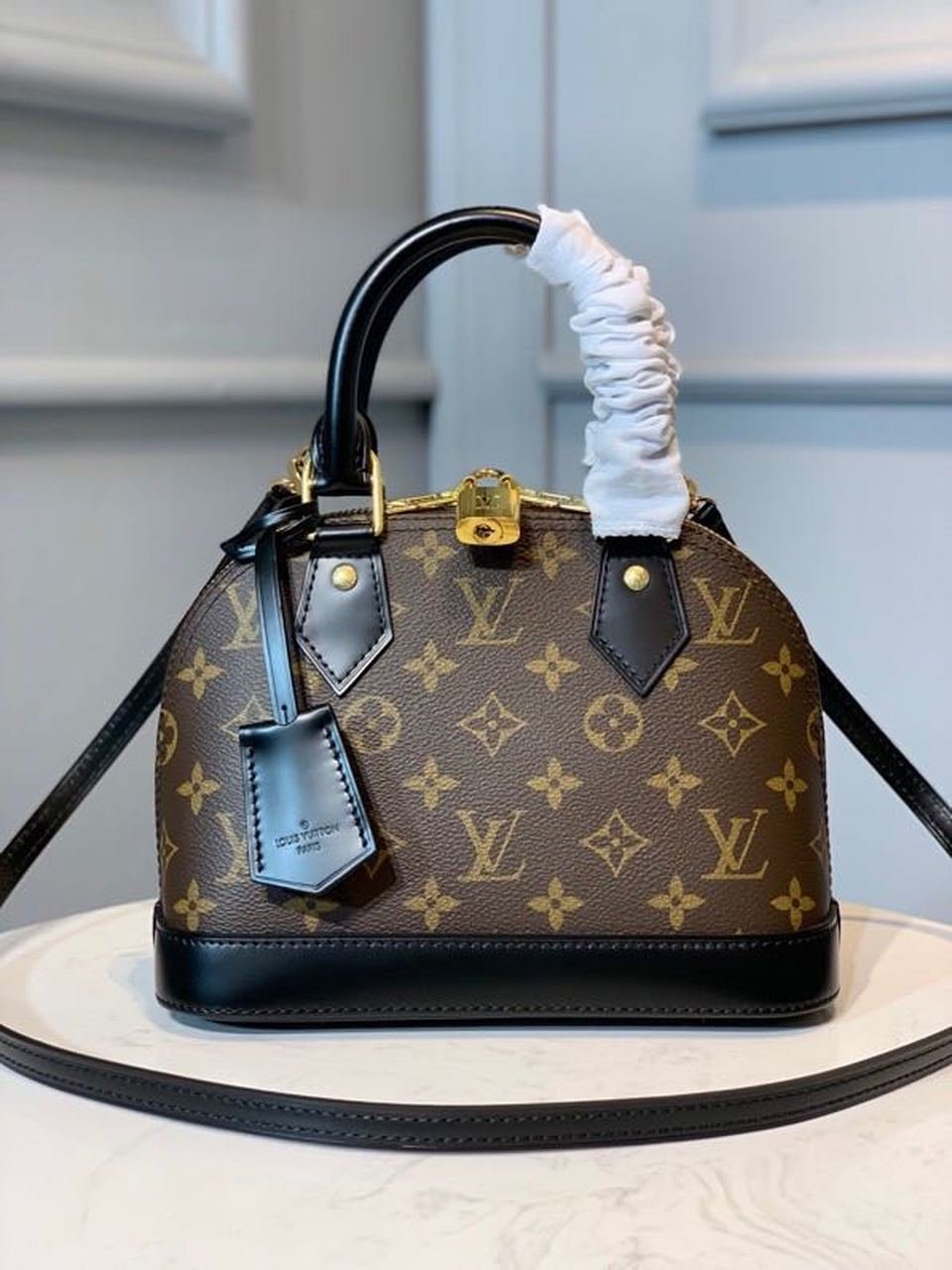 Louis Vuitton Alma BB Bag 25CM Monogram Canvas Spring/Summer Collection M53152, Brown