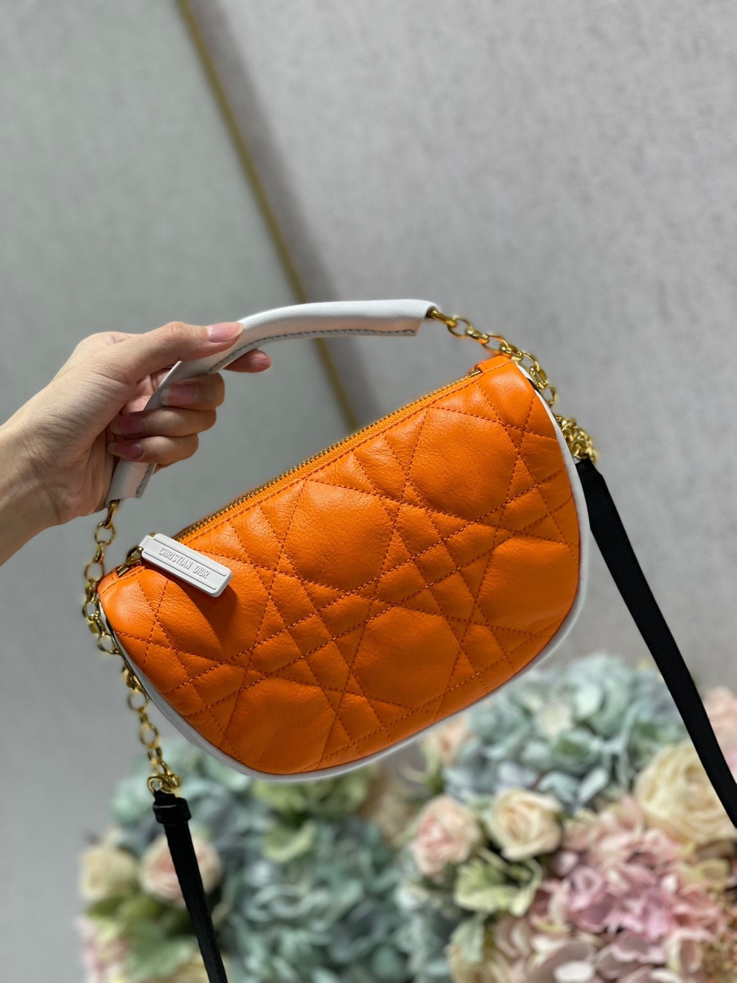 Christian Dior Small Vibe Hobo Bag 20cm Orange