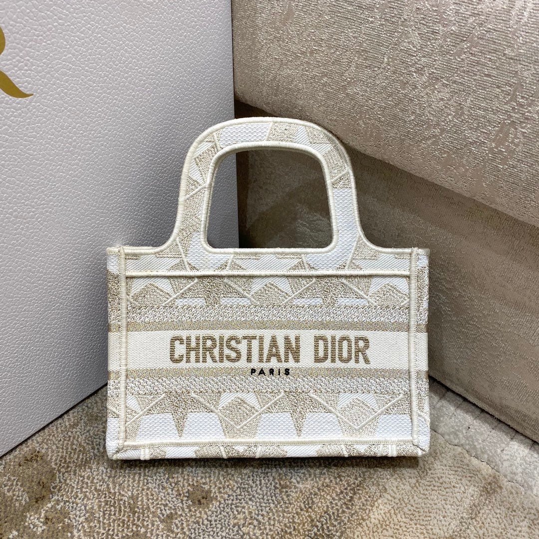 Christian Dior Mini Book Tote 24cm