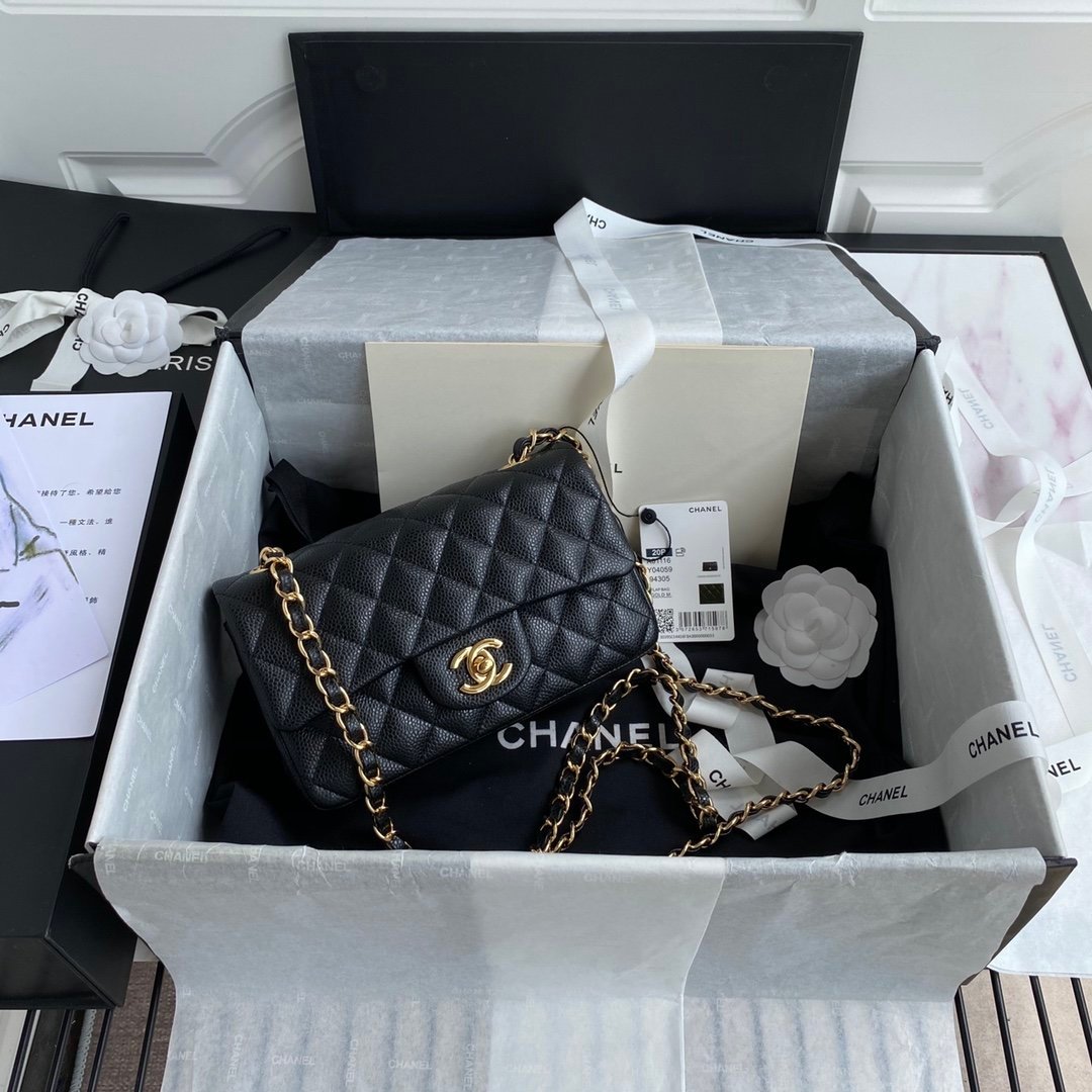 Chanel Mini Classic Flapbag 20cm Black