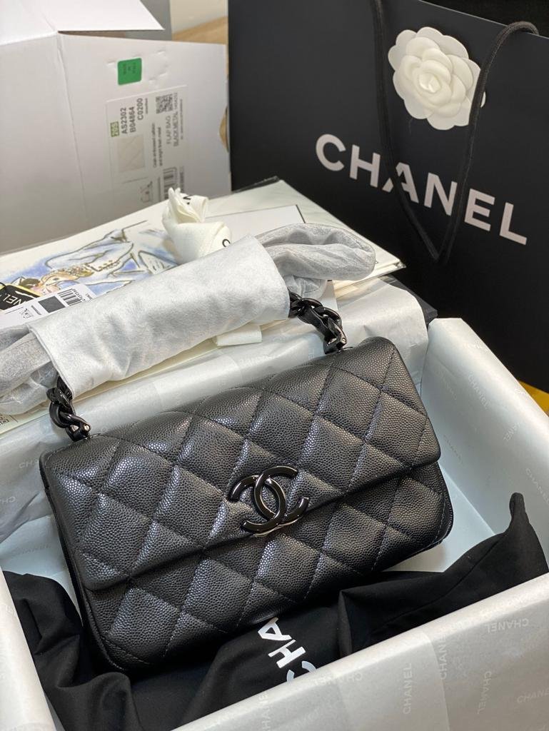 Chanel Classic Flap Bag 20cm Black