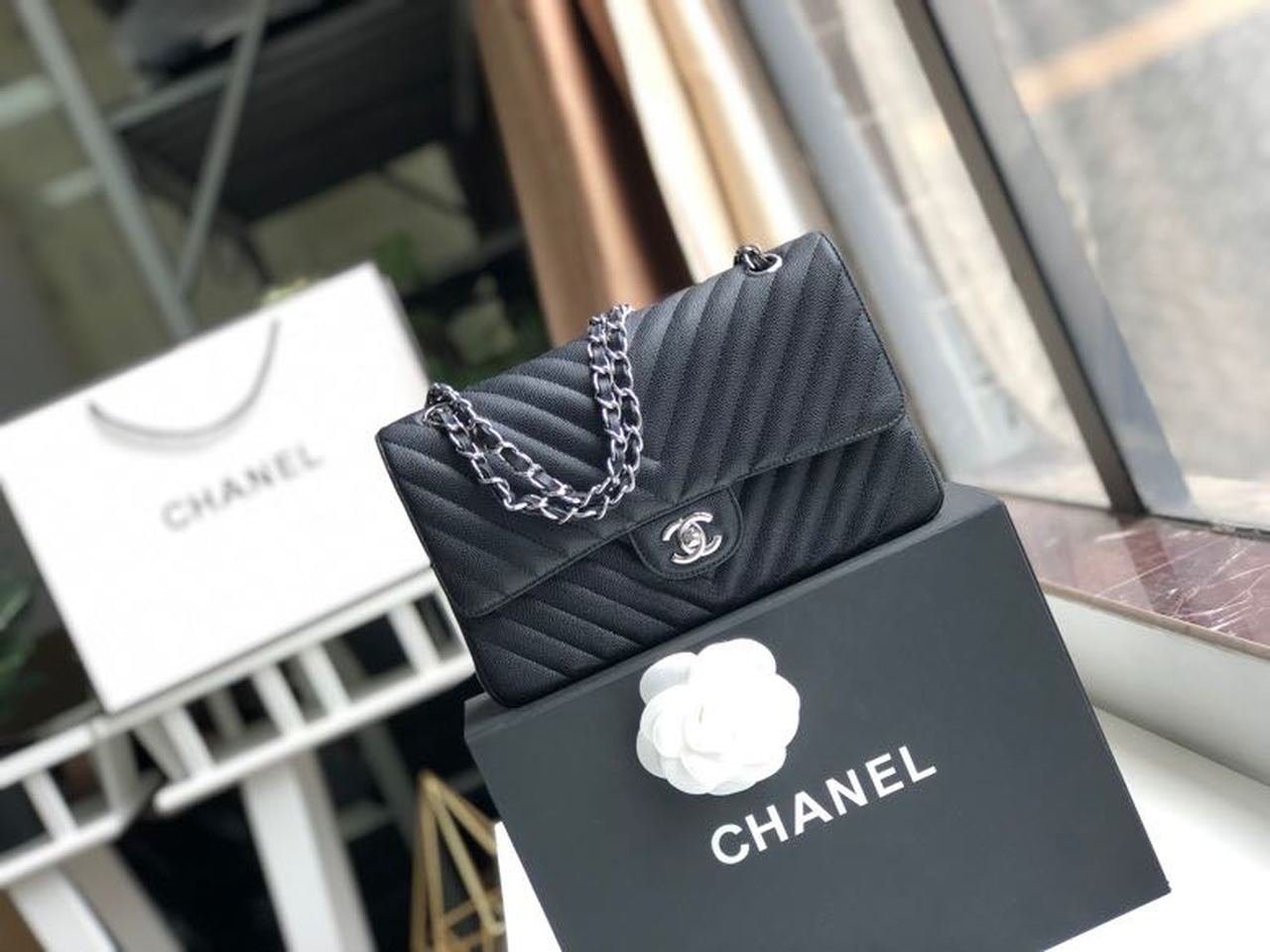 Chanel Chevron Classic Flap Bag 25cm Silver Hardware Caviar Leather Spring/Summer Collection Black