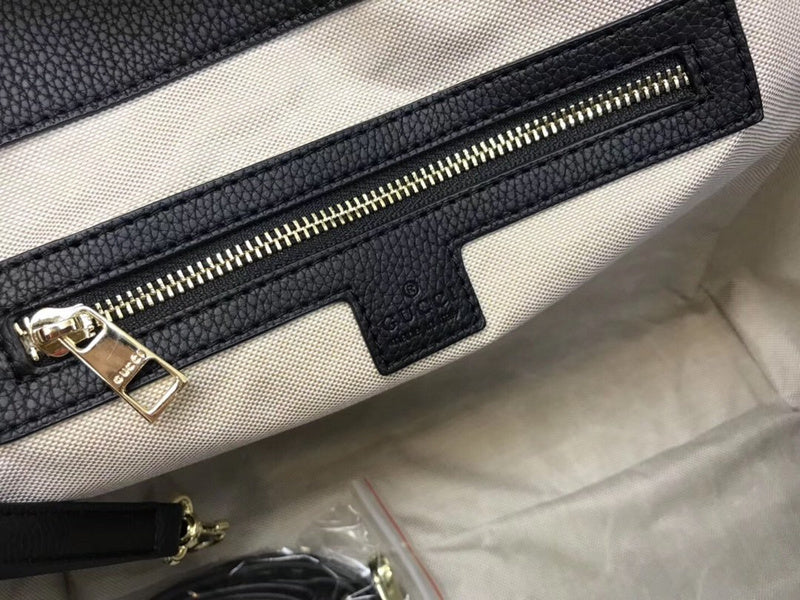 Gucci Bags The Tote 521