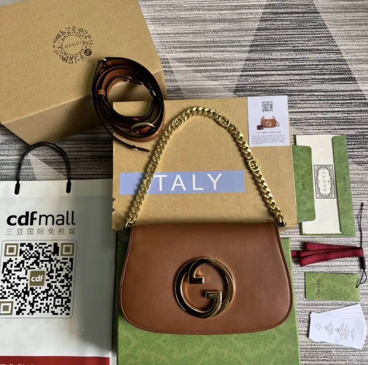 Gucci Blondie Leather Shoulder Bag Women Light brown Crossbody Bags