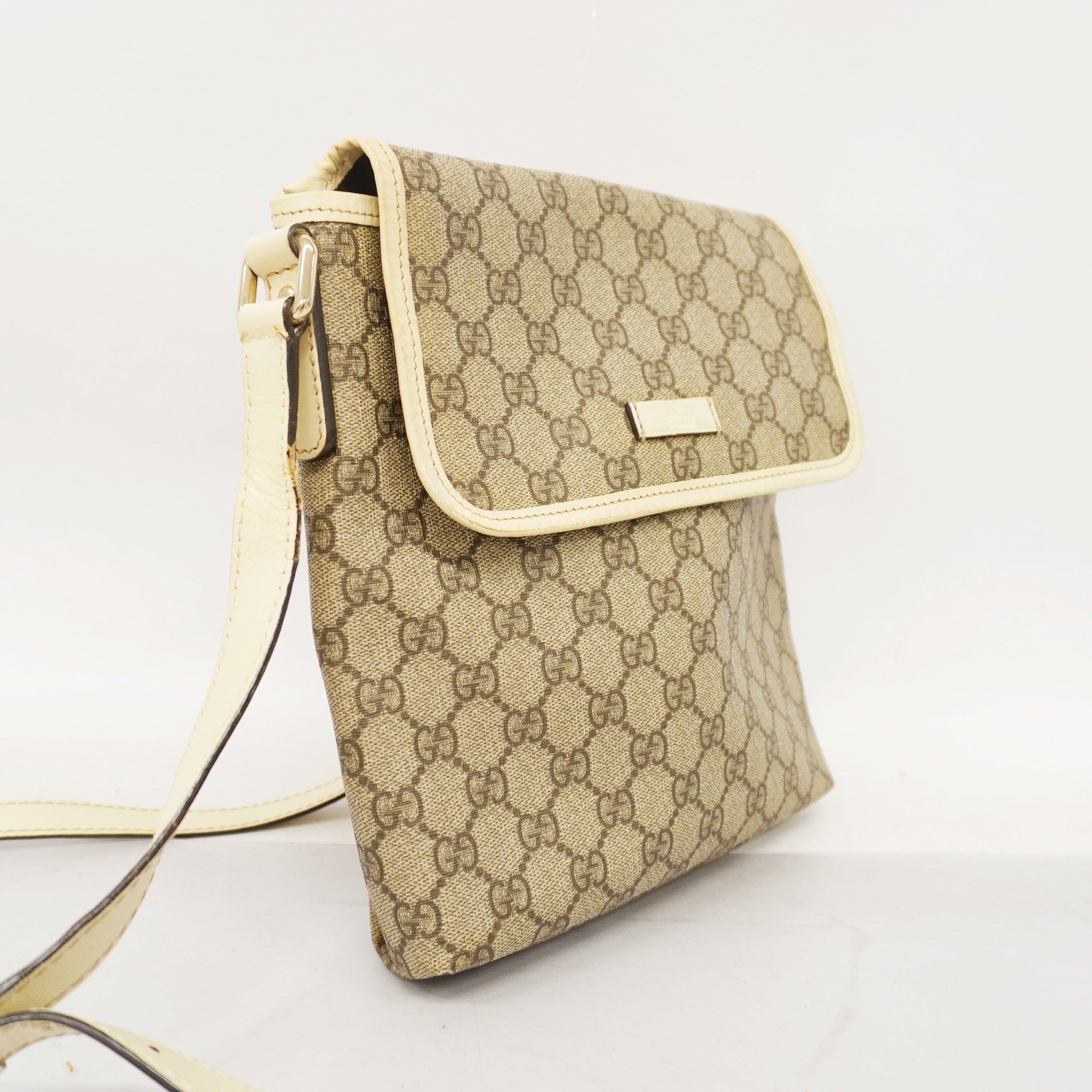 Gucci Shoulder Bag 223666 Women's GG Supreme Shoulder Bag Beige,Ivory