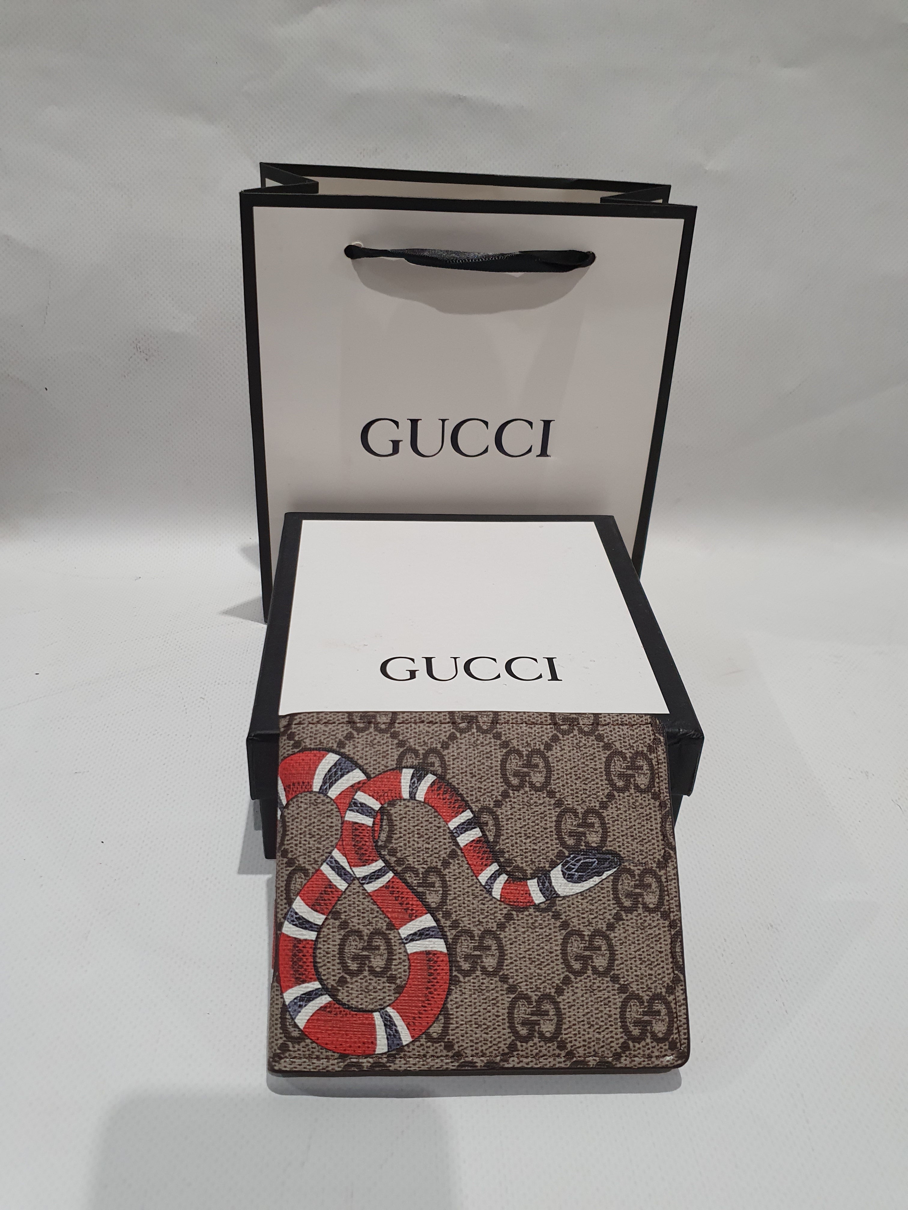 Gucci Bifold Wallet GG Supreme Kingsnake Beige