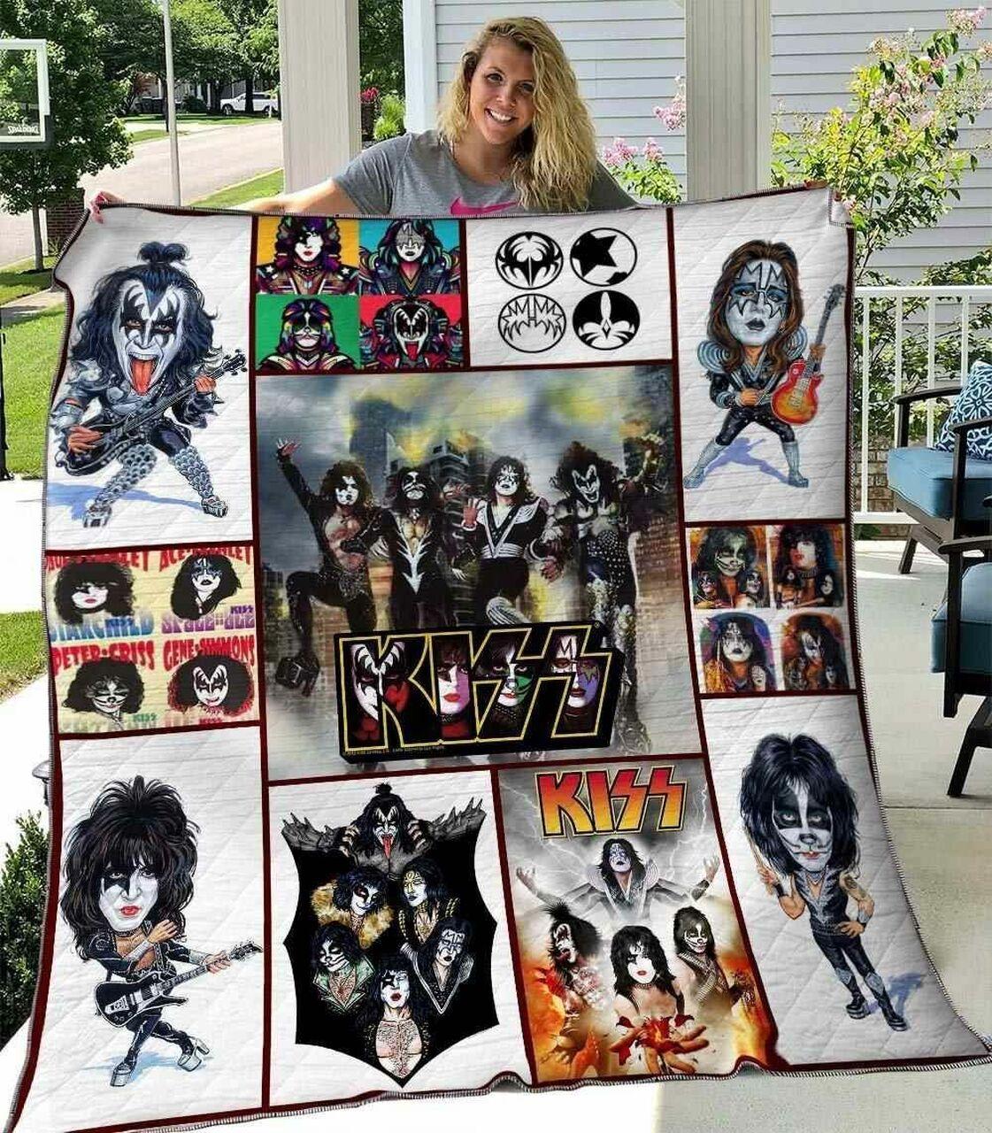 Kiss Band Blanket Quilt