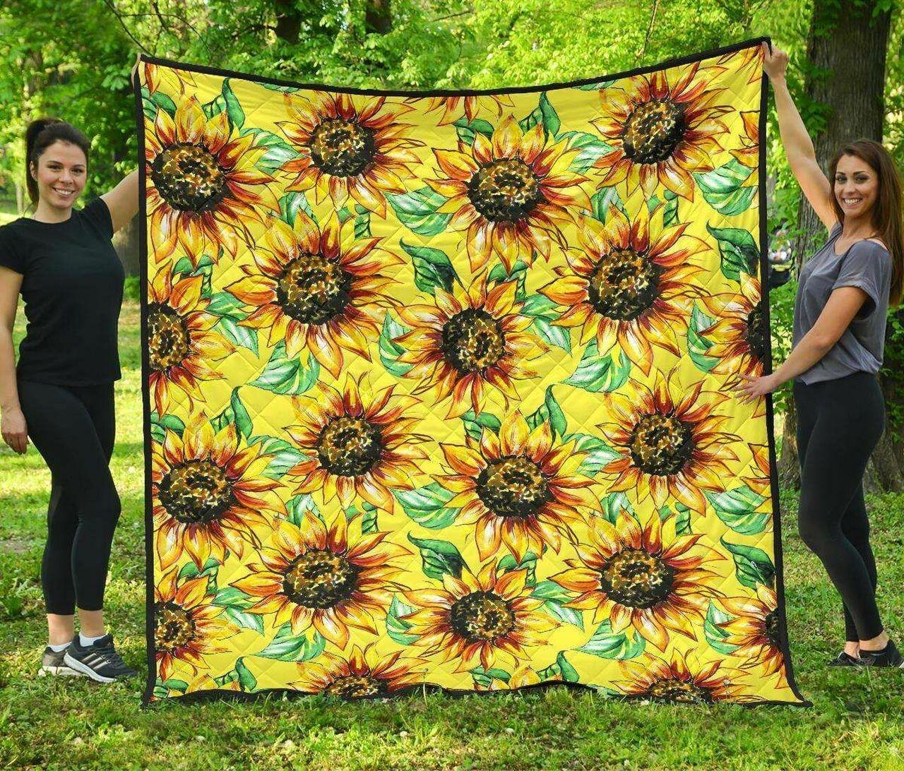Sunflower Graphic Quilt Blanket