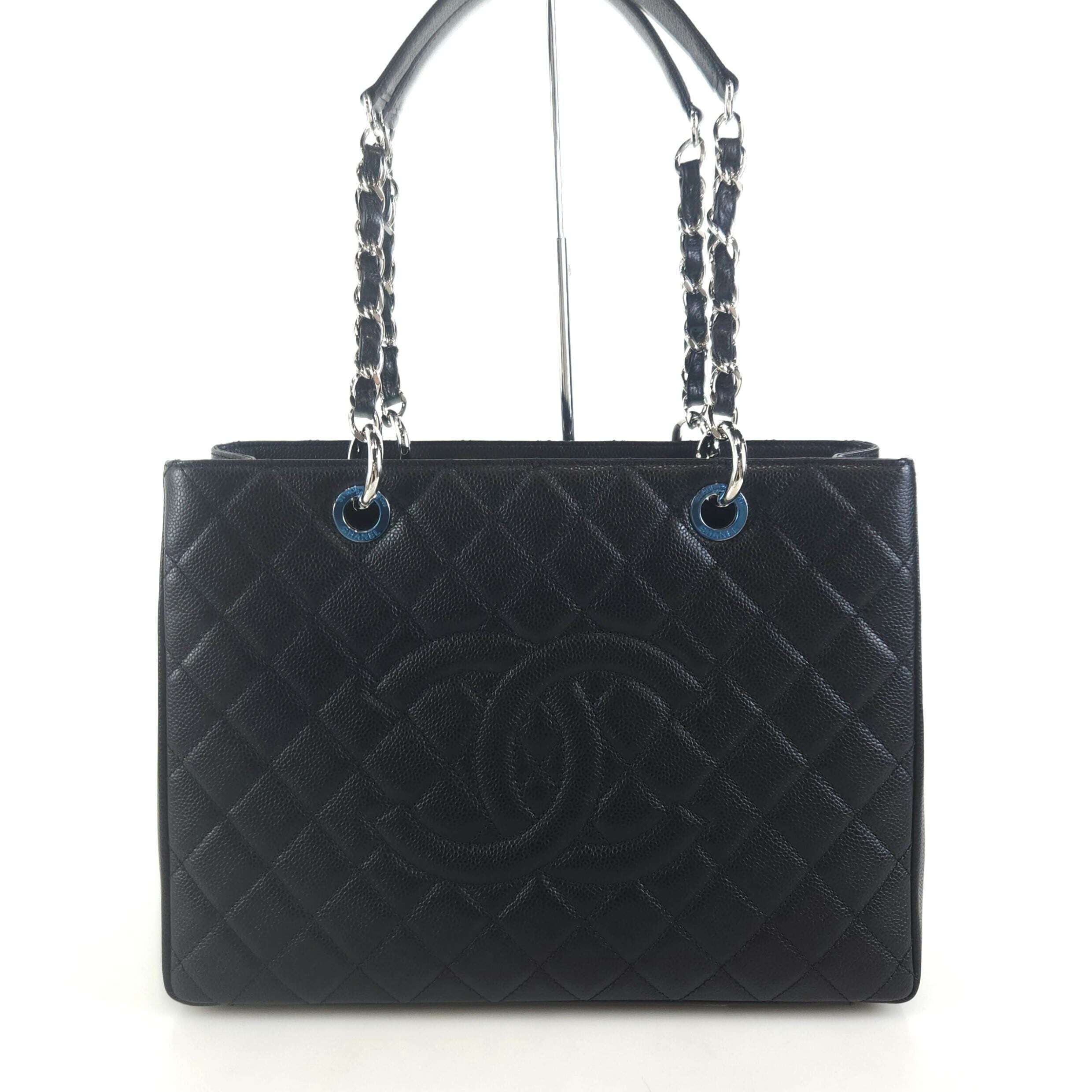 CHANEL CC Caviar Grand Shopping Shoulder Bag A50995 9475
