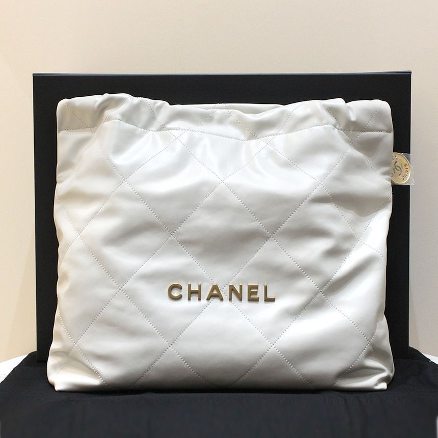 CHANEL Shoulder Bag White Gold Medium with Embedded Chips AS3261