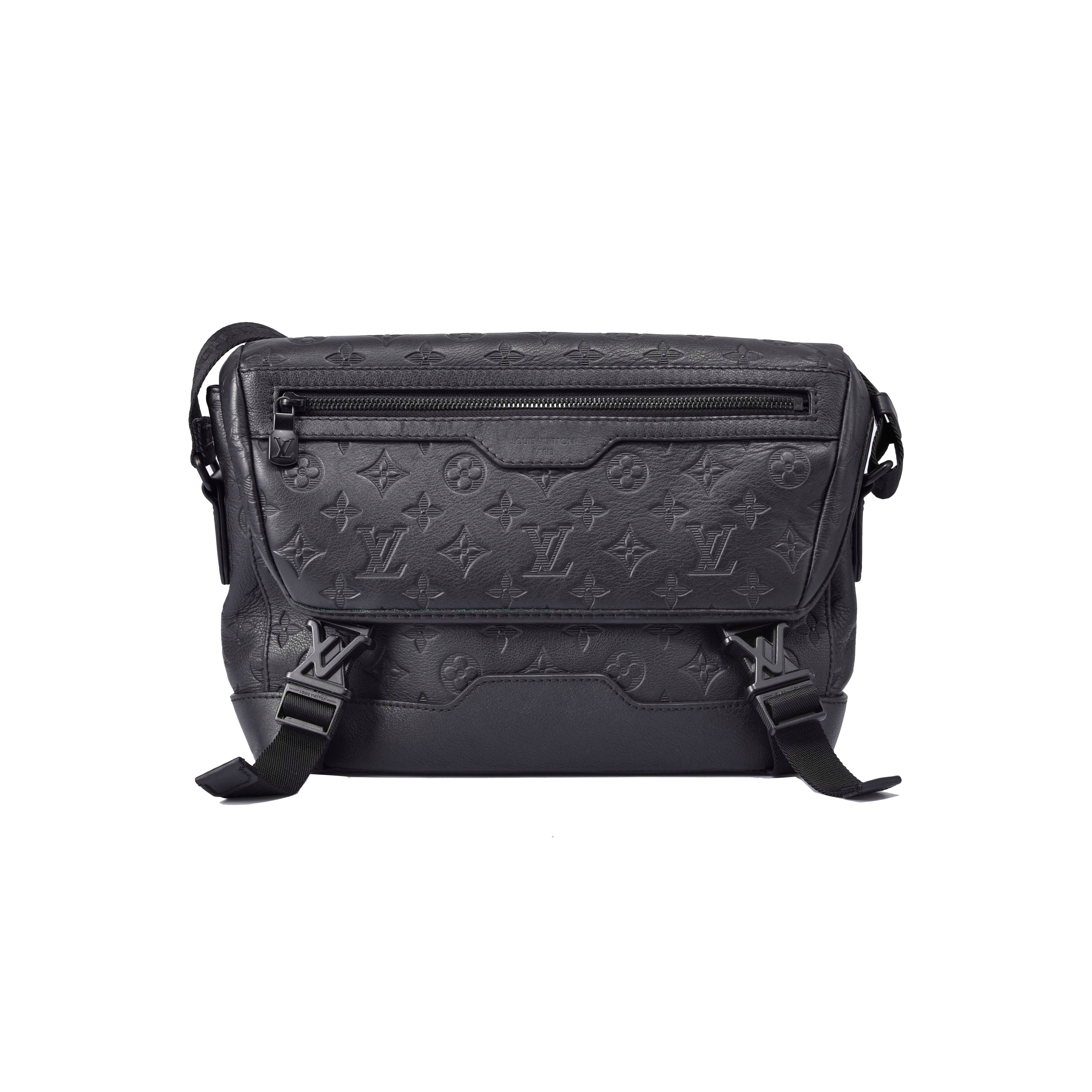 Louis Vuitton Messenger Boa Shoes PM 6944