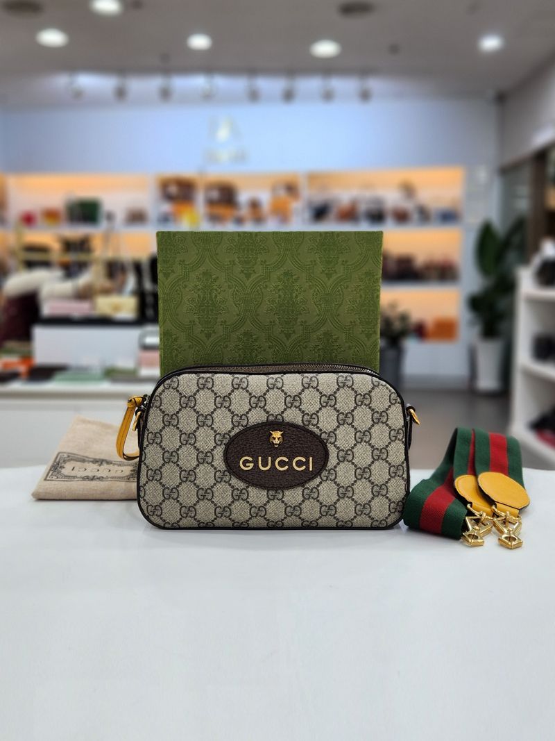 Gucci Supreme Neo Messenger Shoulder Bag 476466