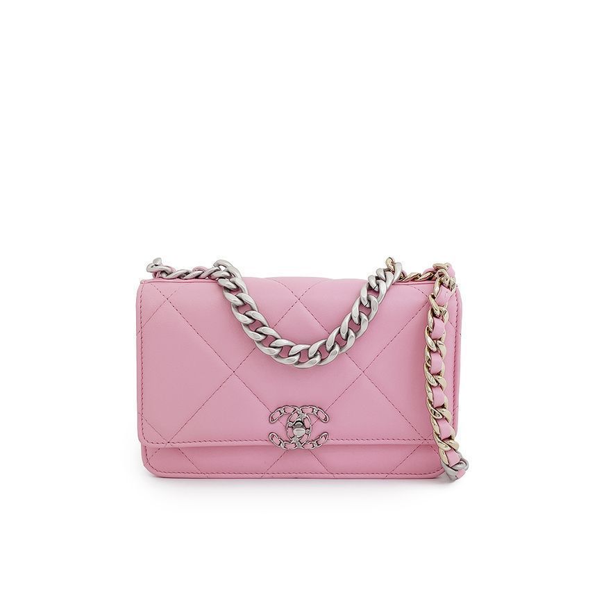 CHANEL Pink Lambskin WOC Bag 23P 19ET0981