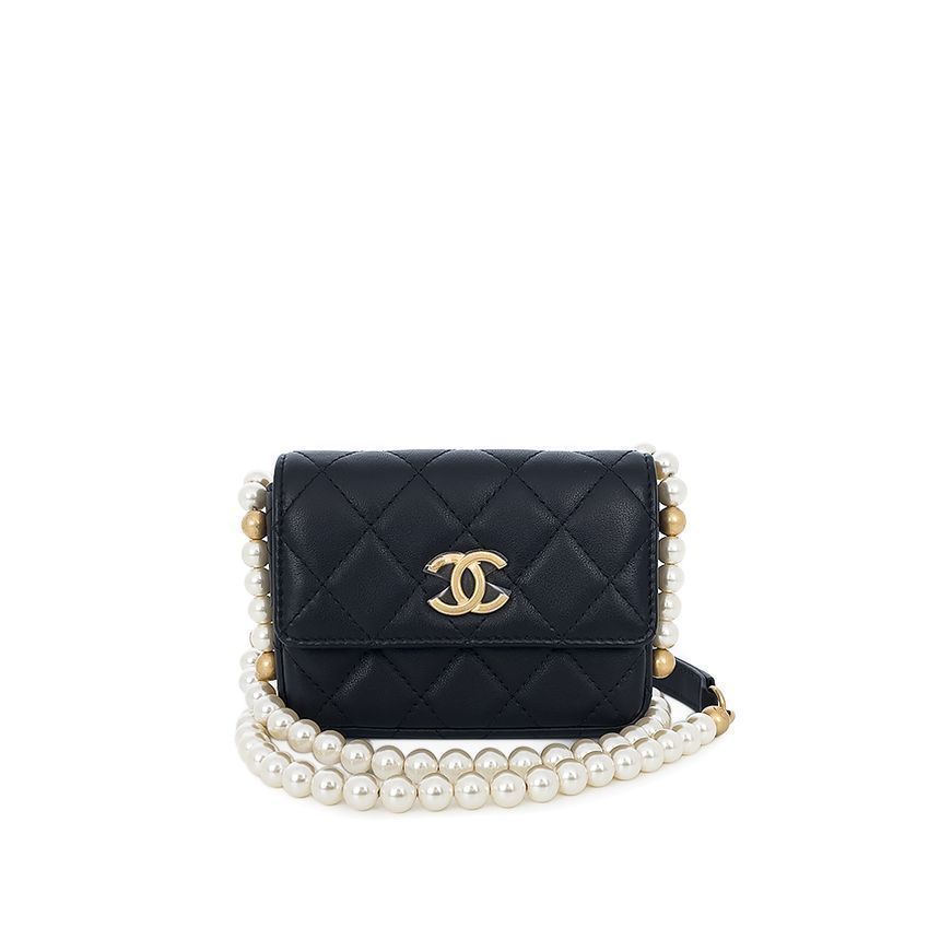 CHANEL Black Vintage Lambskin Flap Card Wallet with Pearl Strap 5ET0380