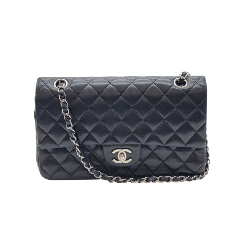 CHANEL Classic Crossbody Bag (Medium) CHB041539