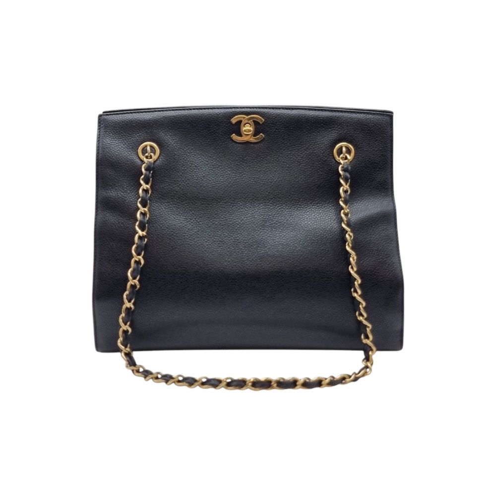 CHANEL Turnlock Chain Shoulder Bag with CC Logo in Gold CHB041533
