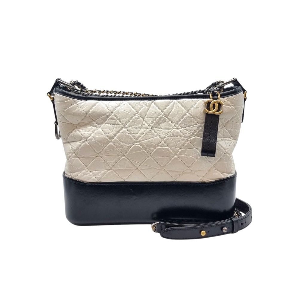 CHANEL Hobbo Crossbag Medium CHB041534